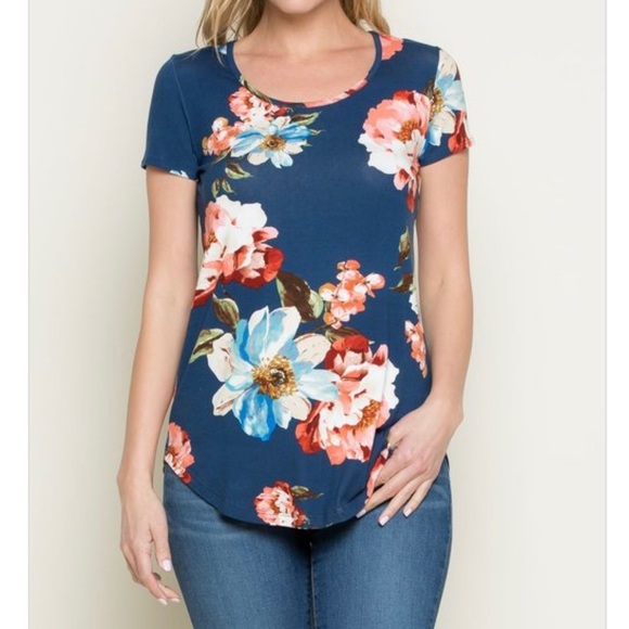 The Trinity Top- blue floral tee - Picture 4 of 8